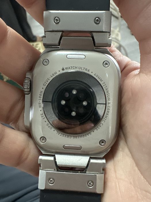 Apple watch ultra1 49mm titanium