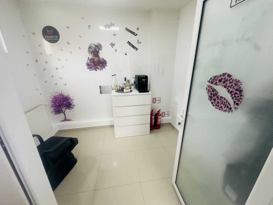 Cameră salon beauty – gene / unghii – Craiova (gara)