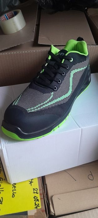 Pantofi protectie mărimea 42