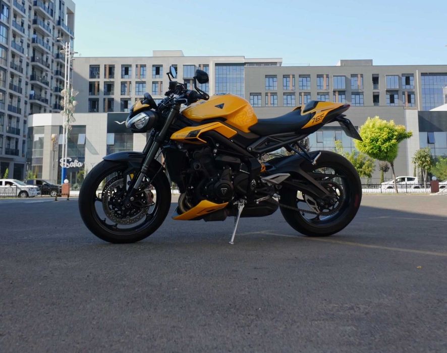 2023 Triumph Street Triple RS