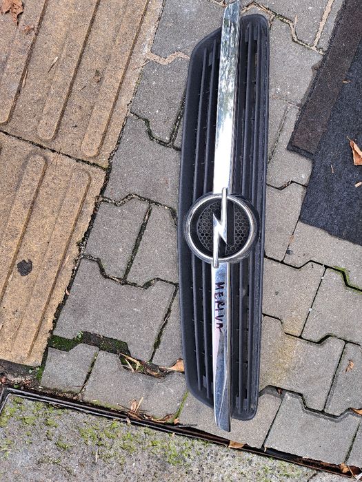 Оригинална решетка за Opel Meriva