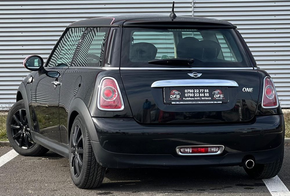 Vand Mini Cooper One 2014 * LED * inmatriculata RO impecabila urgent