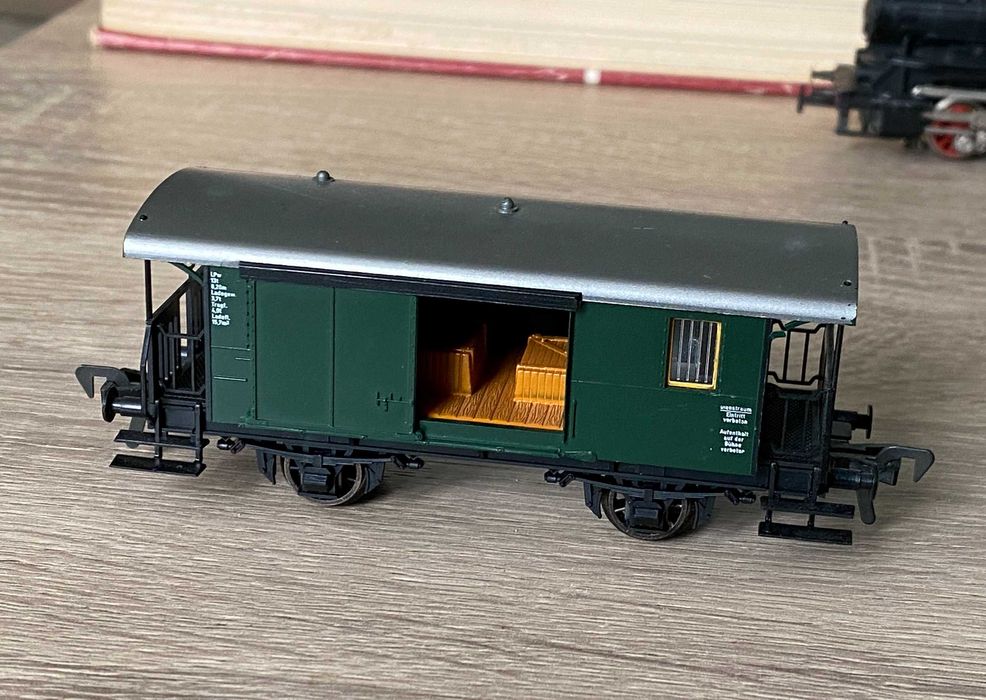 Vagon de bagaje feroviar local al DRG Fleischmann N 8055 ecartament H0