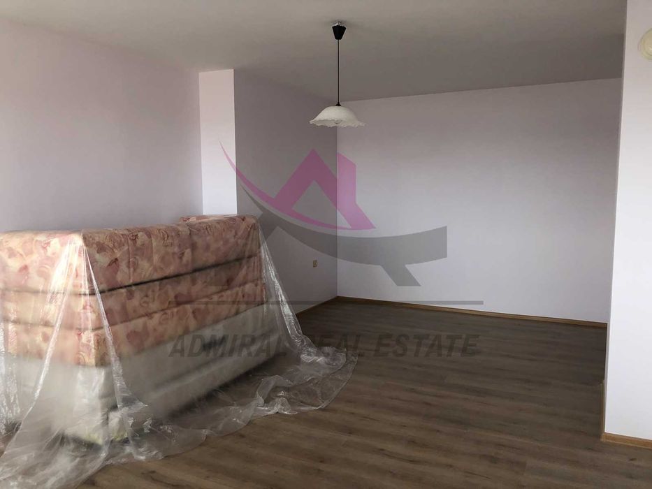 Продава се Двустаен апартамент в Варна, Бриз - 95 кв.м за 2043 €/кв.м - Снимка #3