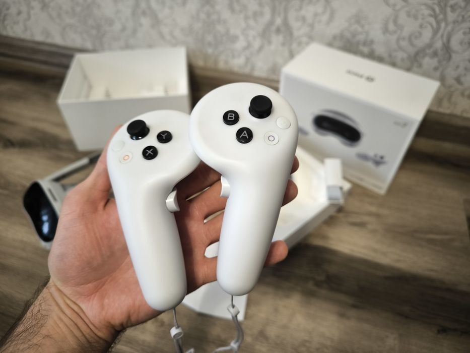 Шлем виртуальной реальности VR