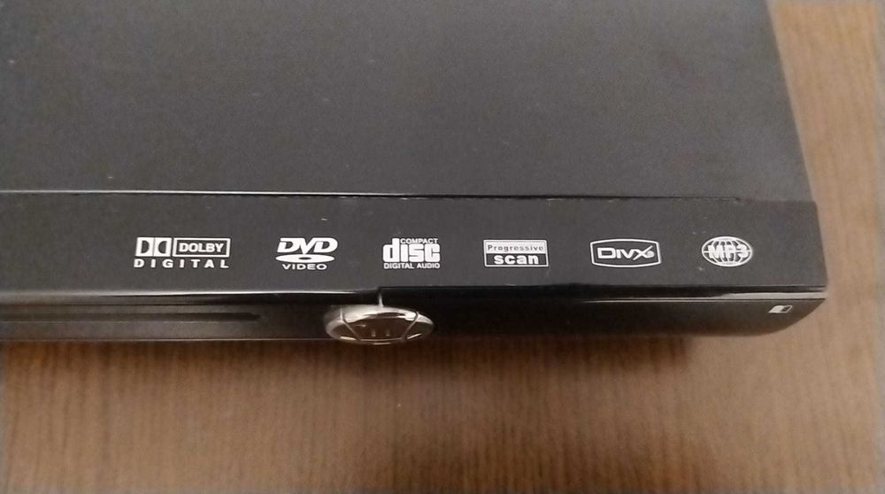 DVD playere Digital DVX 200B si E-Boda DVX 575USB