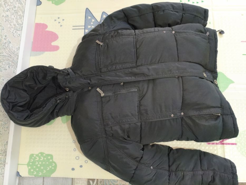 Куртка в хорошем состоянии