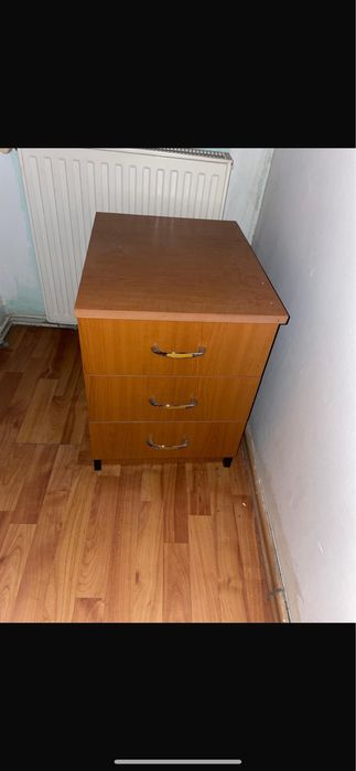 De vanzare tot ce se vede in poze