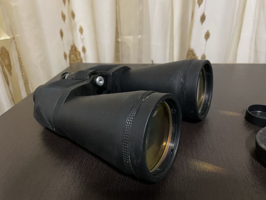 Breaker Optical binoclu