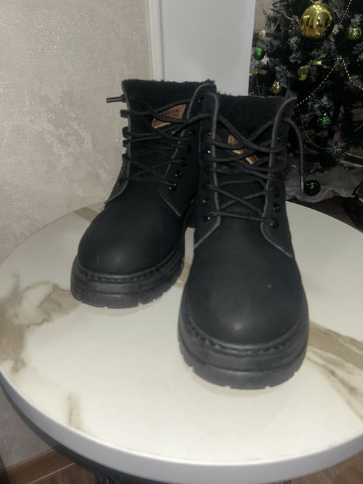 Зимние ботинки-тимберленды