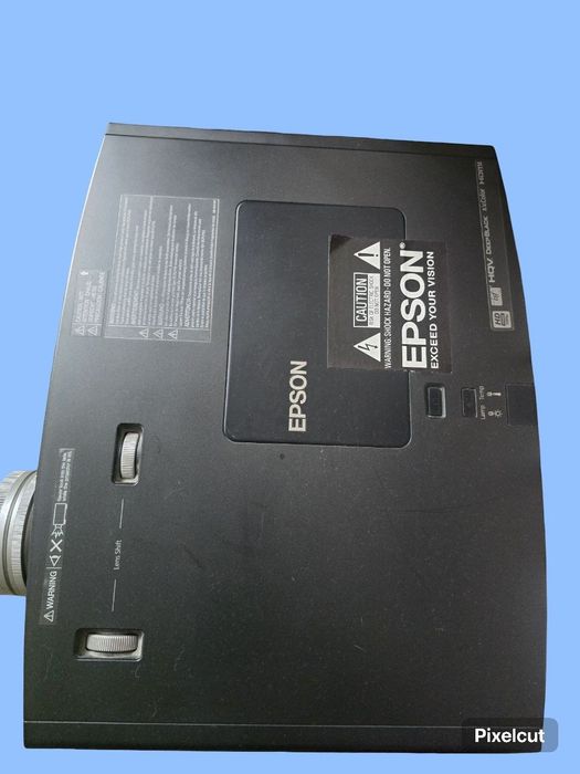 Проектор Model: H338B) в отличном состоянии