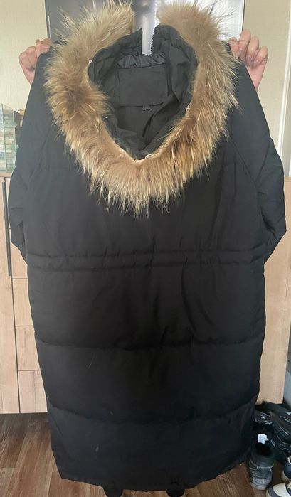 Продам пуховик зимний.