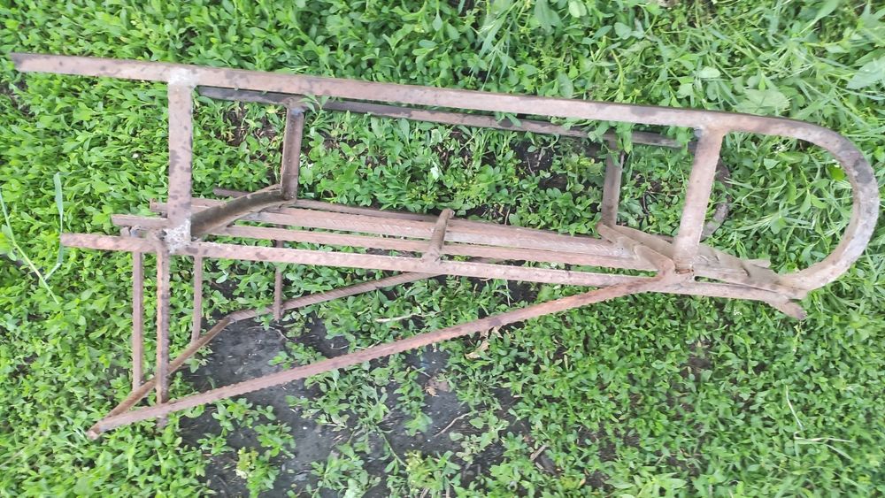 Сани из арматуры