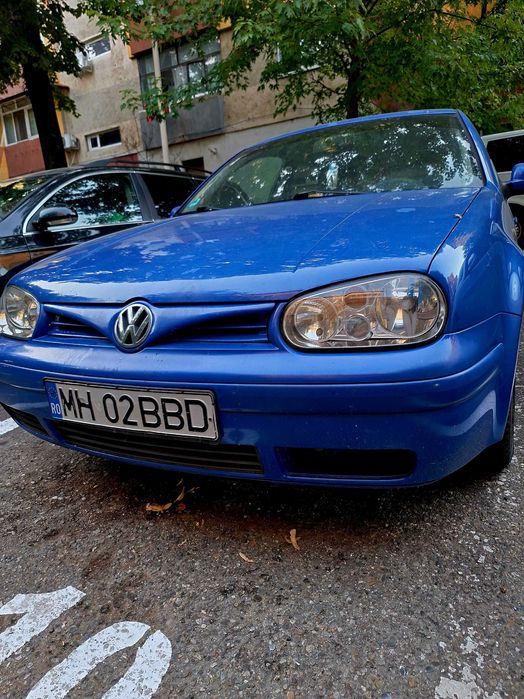 Vând golf 4 1.6 SR
