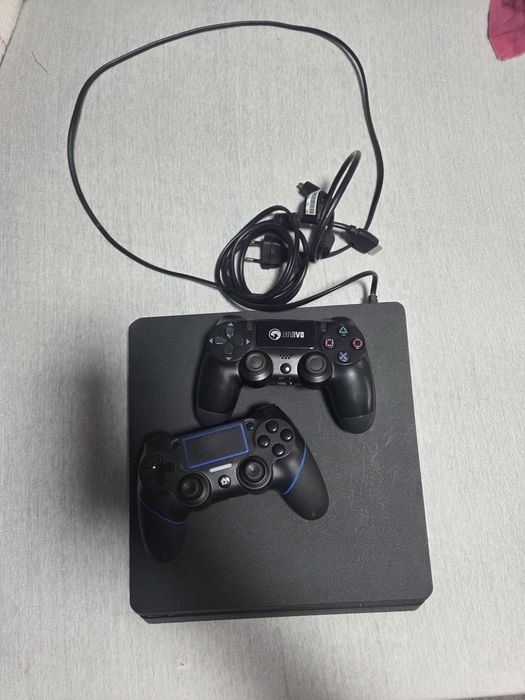 Vand ps4 de 500 gb