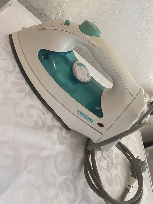 Утюг с паром б/у