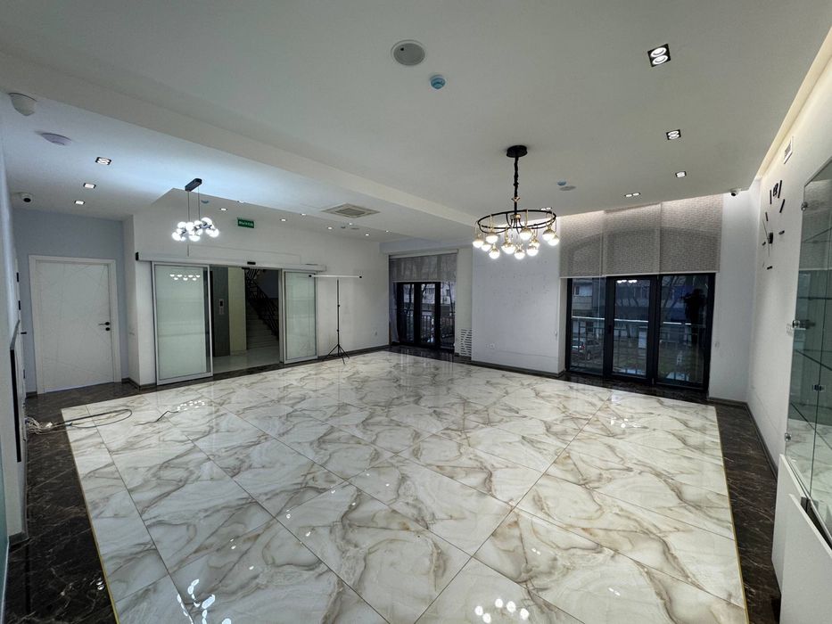 Ц1 Бизнес центр 2-Этаж 310м2 / зади Бибигон