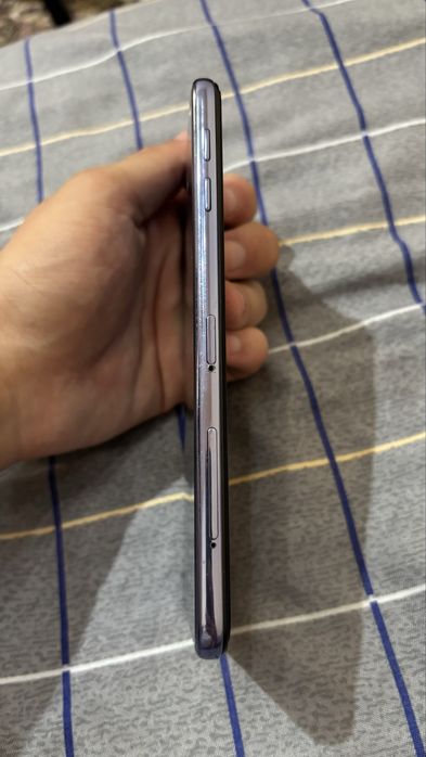 Samsung galaxy J6+ 32гб