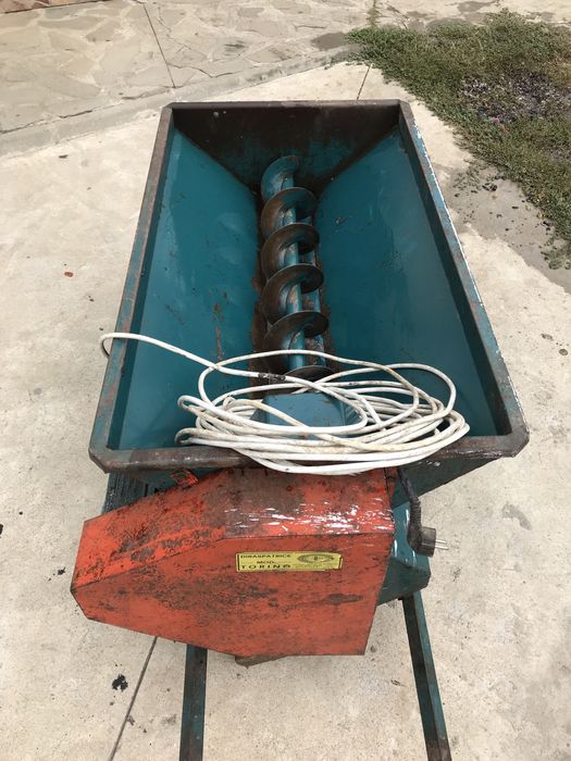 Vand zdrobitor struguri electric