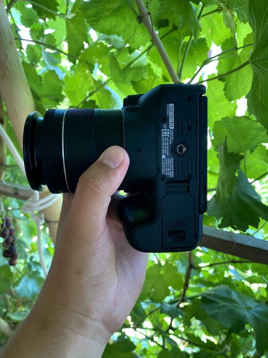 Canon eos 200D satiladi