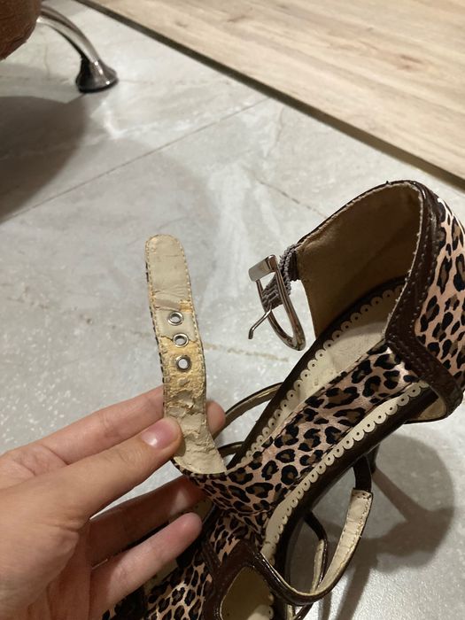 Туфли на шпильке 37 размер