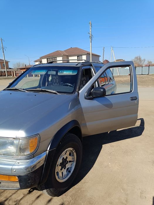 Nissan pathfinder r50