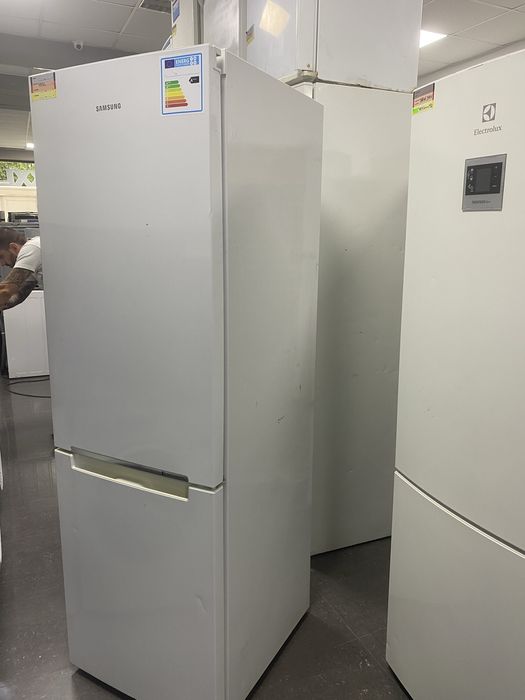 Хладилник с фризер SAMSUNG А++ No Frost