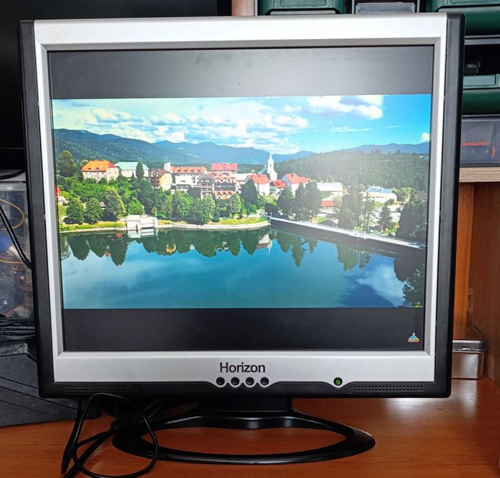 Monitor horizon 17 inch