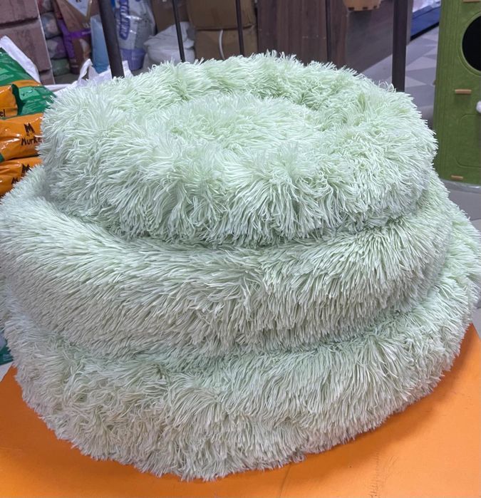Лежаки для кошек и собак