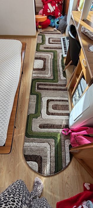 Vând covoare dormitor