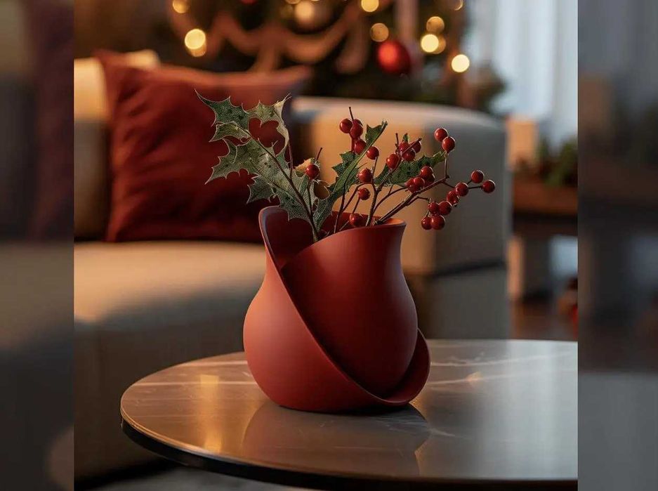 Кашпи и вази за градина и дом!