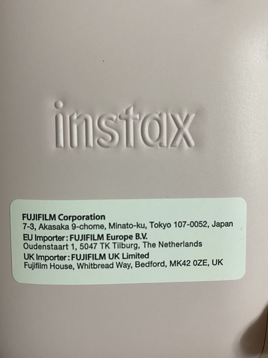 Продам instax mini 12 новый