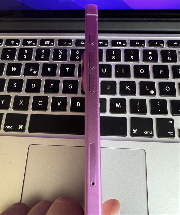 iPhone 16 128GB Pink 98% Battery Health