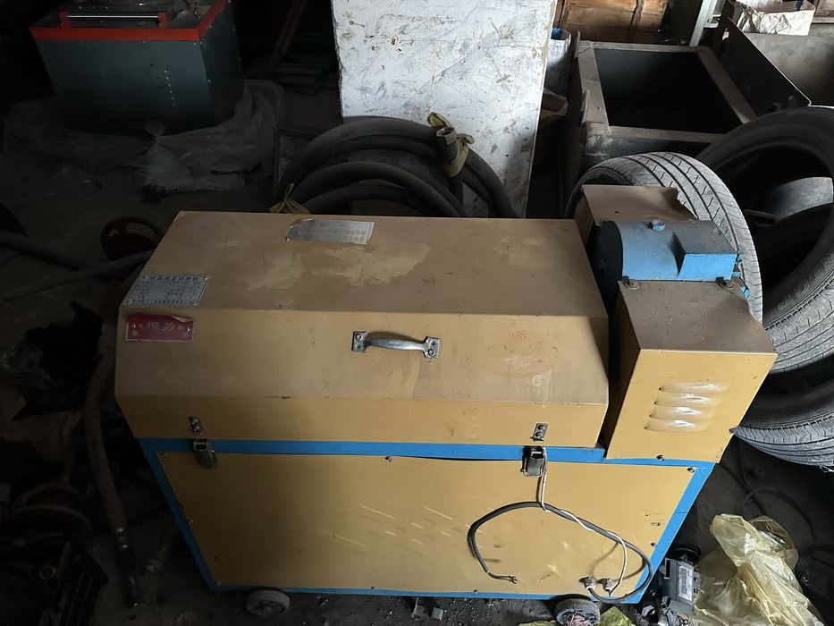 правильно-отрезной станок