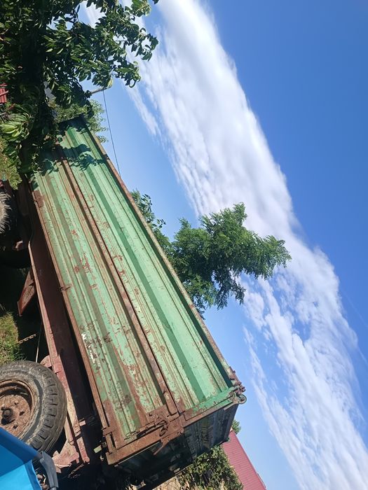 Remorcă auto 12 tone basculabilă