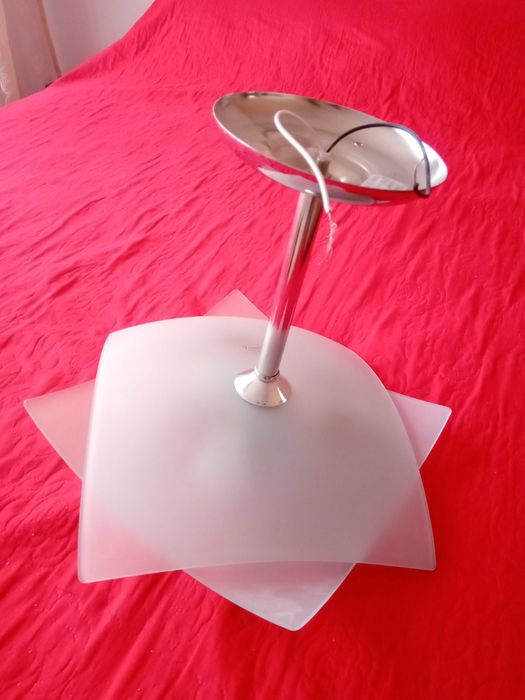 Осветително тяло за таван