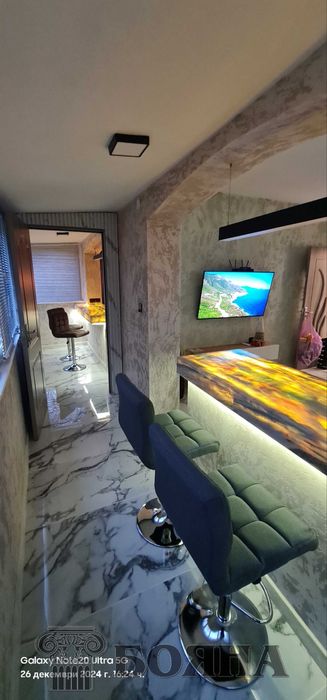 Дава се под наем Тристаен апартамент в Русе, Възраждане - 80 кв.м за 663 € - Снимка #4