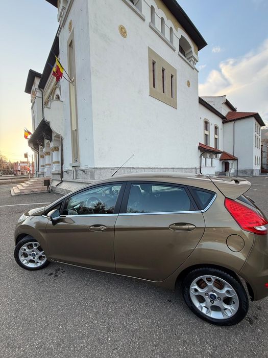 FORD Fiesta 2011 — imagine 4