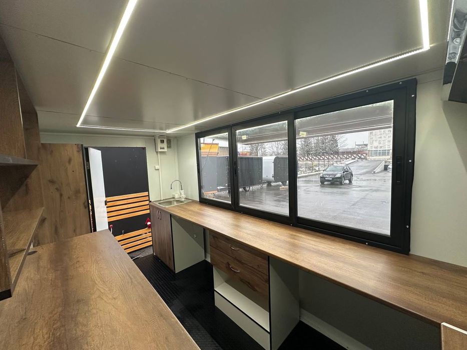 Каравана за Бързо Хранене Търговска