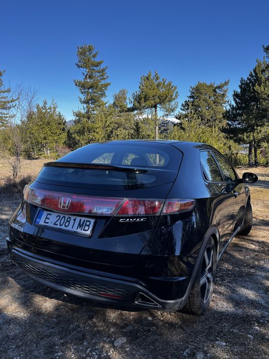 Honda Civic VIII бензин 1.8 i-VTEC