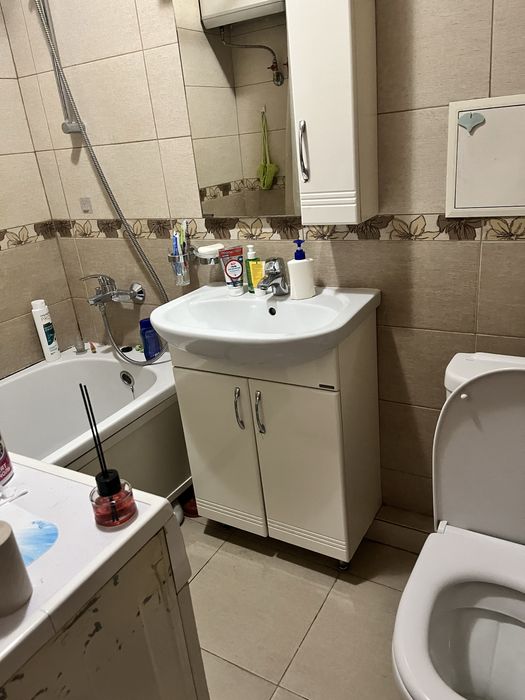 Возьму девочку на подселение