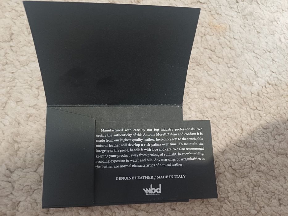 Geanta din piele naturala Antonia Moretti - noua, neagra, model de uma