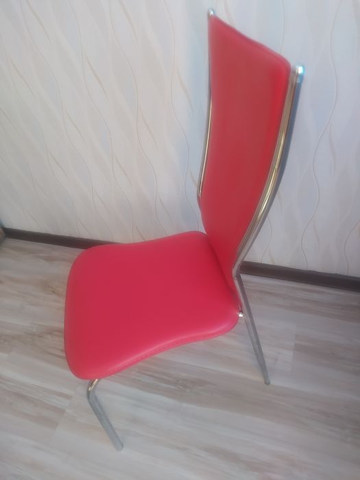 Продам стул кожаный