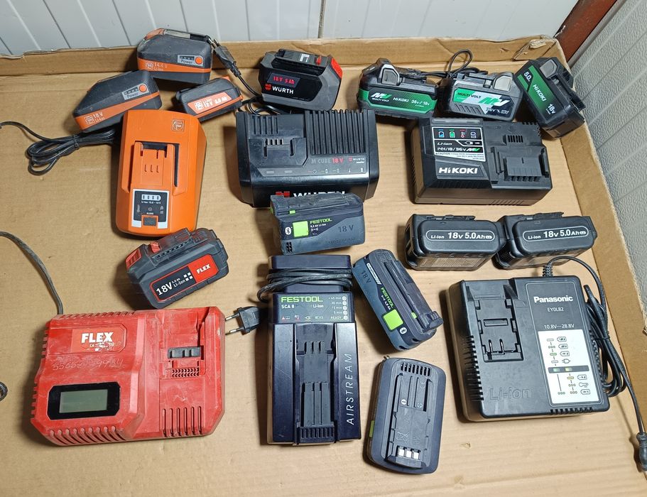 Statie de încărcare Makita încărcător Hikoki Panasonic Ridgid Viega  Fein acumulator Senco Flex  Festool baterie Bosch