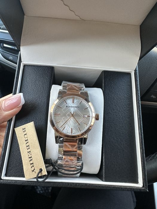 Продам часы брендовые burberry