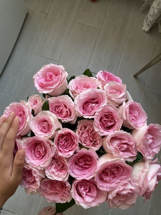 Цветы розы 25штук