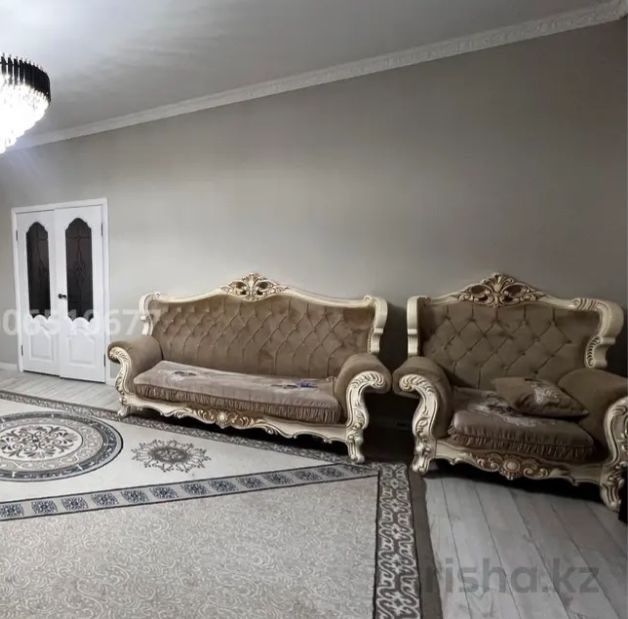 диван сатылады еки кресломен