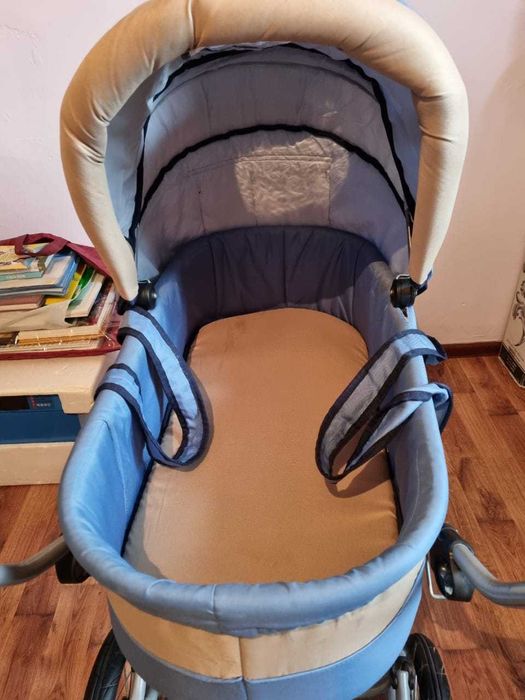 Продаю детскую коляску