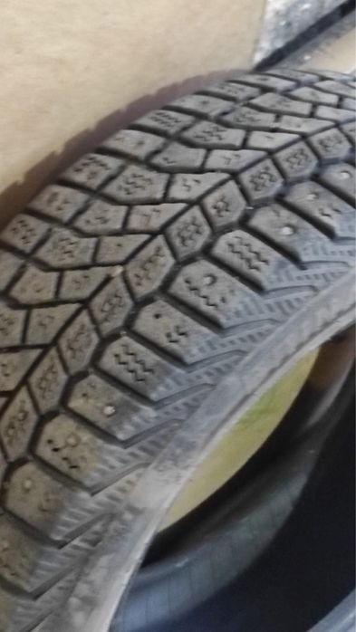 Продам зимнюю резину