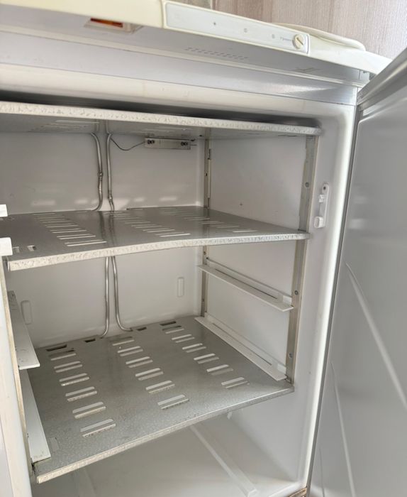 Продам холодильник срочно